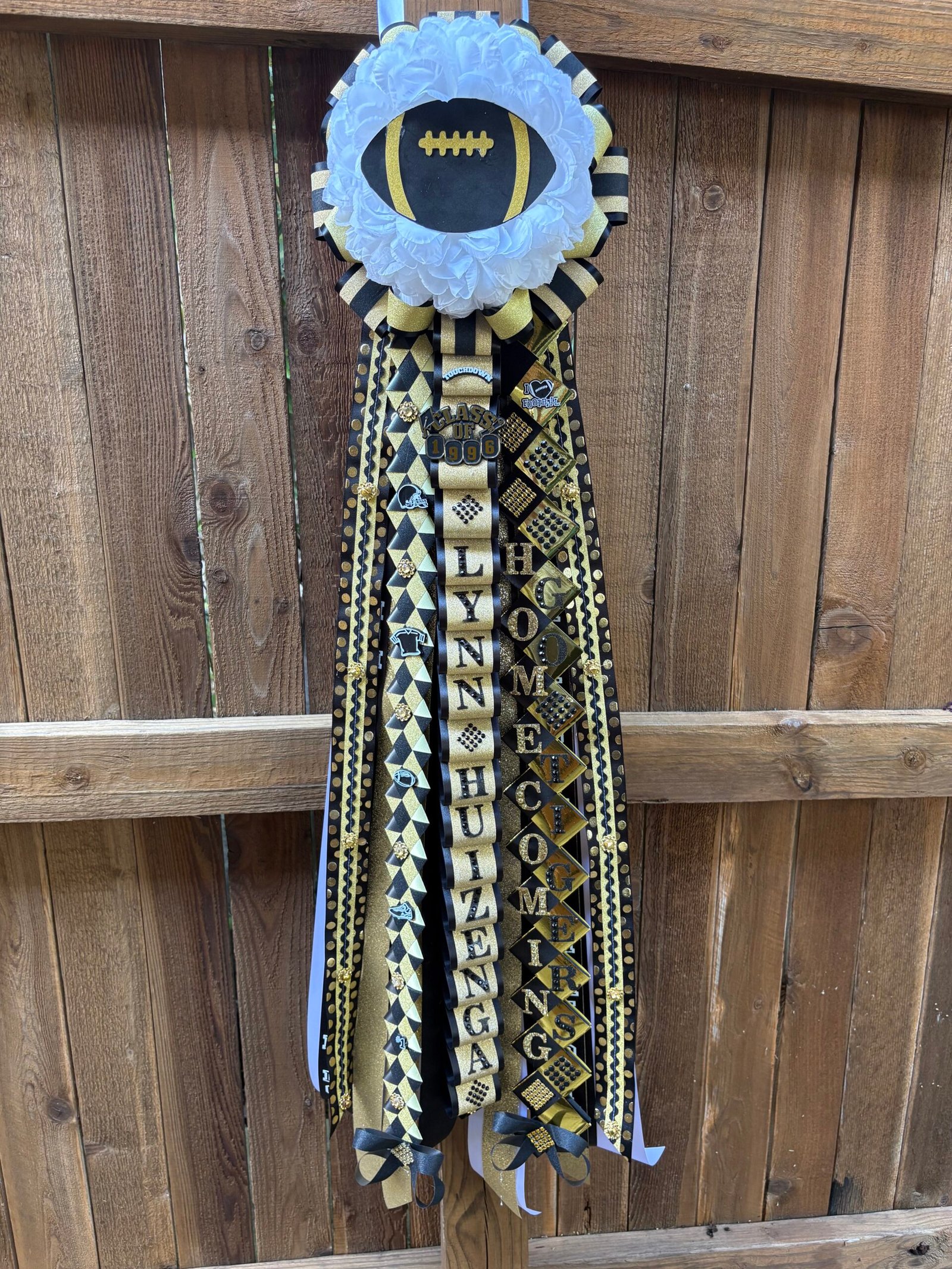 Personalized Deluxe 36 inch Homecoming Mums